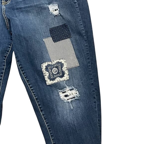 Lane Bryant Womens Distressed Patchwork Boyfriend Jeans Size 28 - Picture 2 of 7
